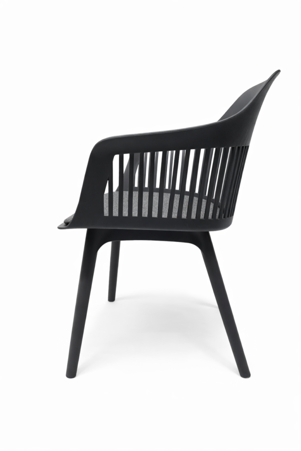 Cadeira Marcela com Assento Estofado em Linho Cinza