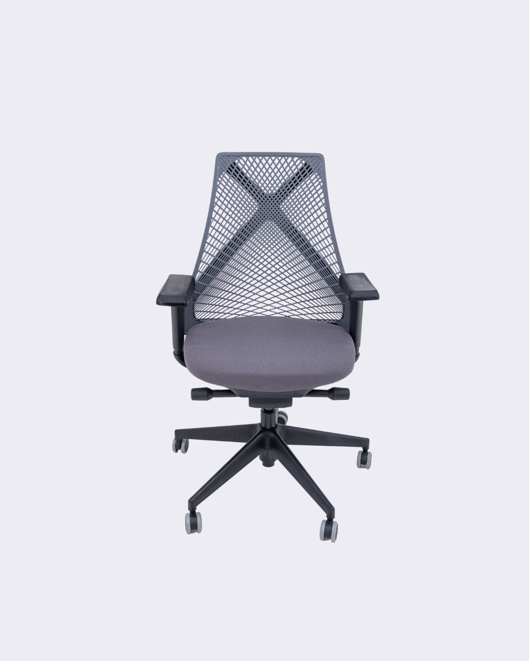 Cadeira Escritório Presidente Preta Tela Bix X+ Autocompensador Slider Braço 4D PU Plaxmetal Cinza