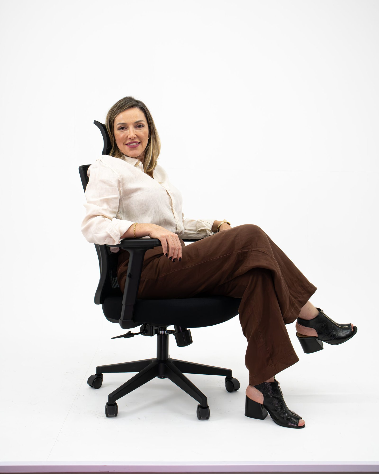 Cadeira Presidente JHN Relaxsystem Preta B.Hoff Mobile - Imagem 8
